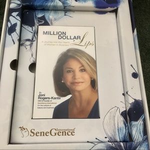 LipSense Makeup - SeneGence Distributor look book kit LipSense Makeup - SeneGence Distributor look book kit